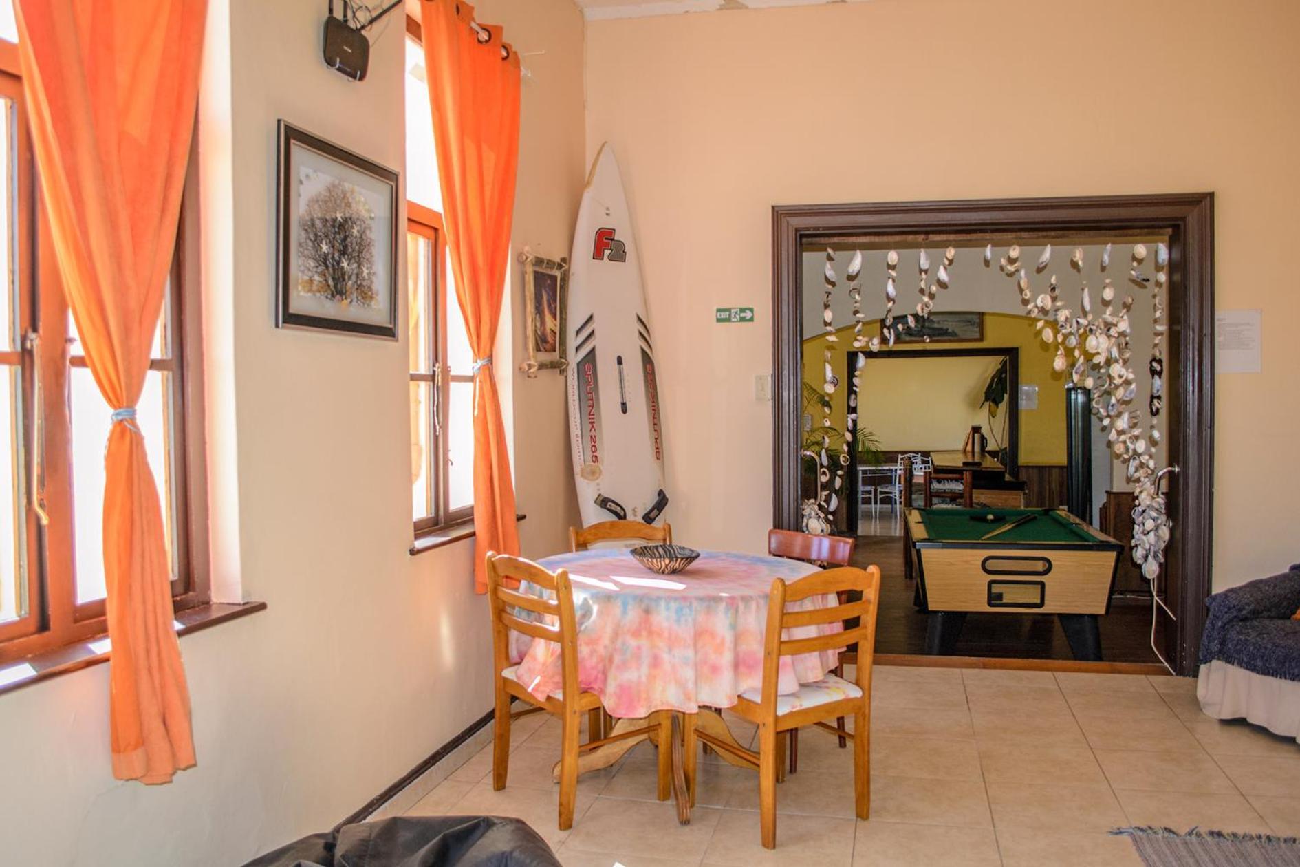Element Riders Place Backpackers Lüderitz المظهر الخارجي الصورة