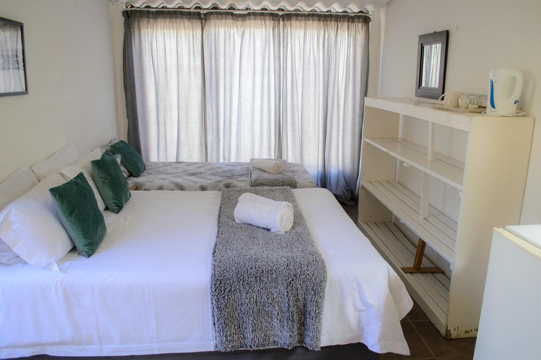 Element Riders Place Backpackers Lüderitz المظهر الخارجي الصورة